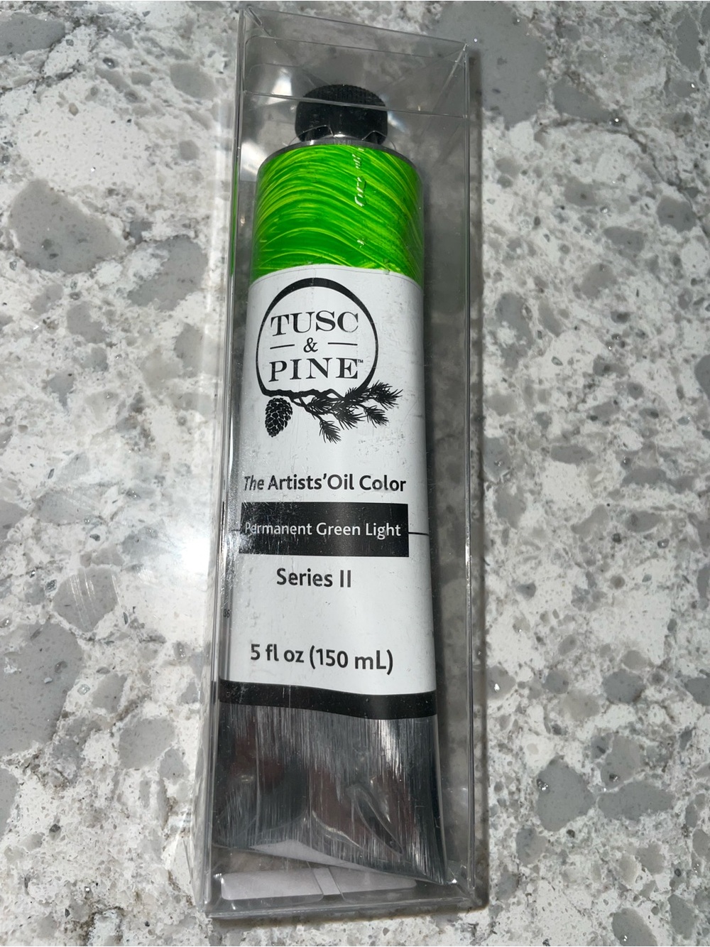 Tusc & Pine The Artists' Oil Color in the shade Permanent green light